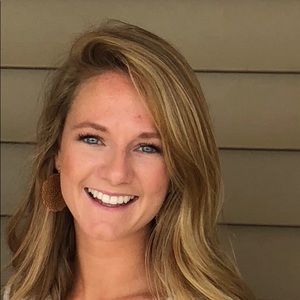 Meet your Posher, Kristen